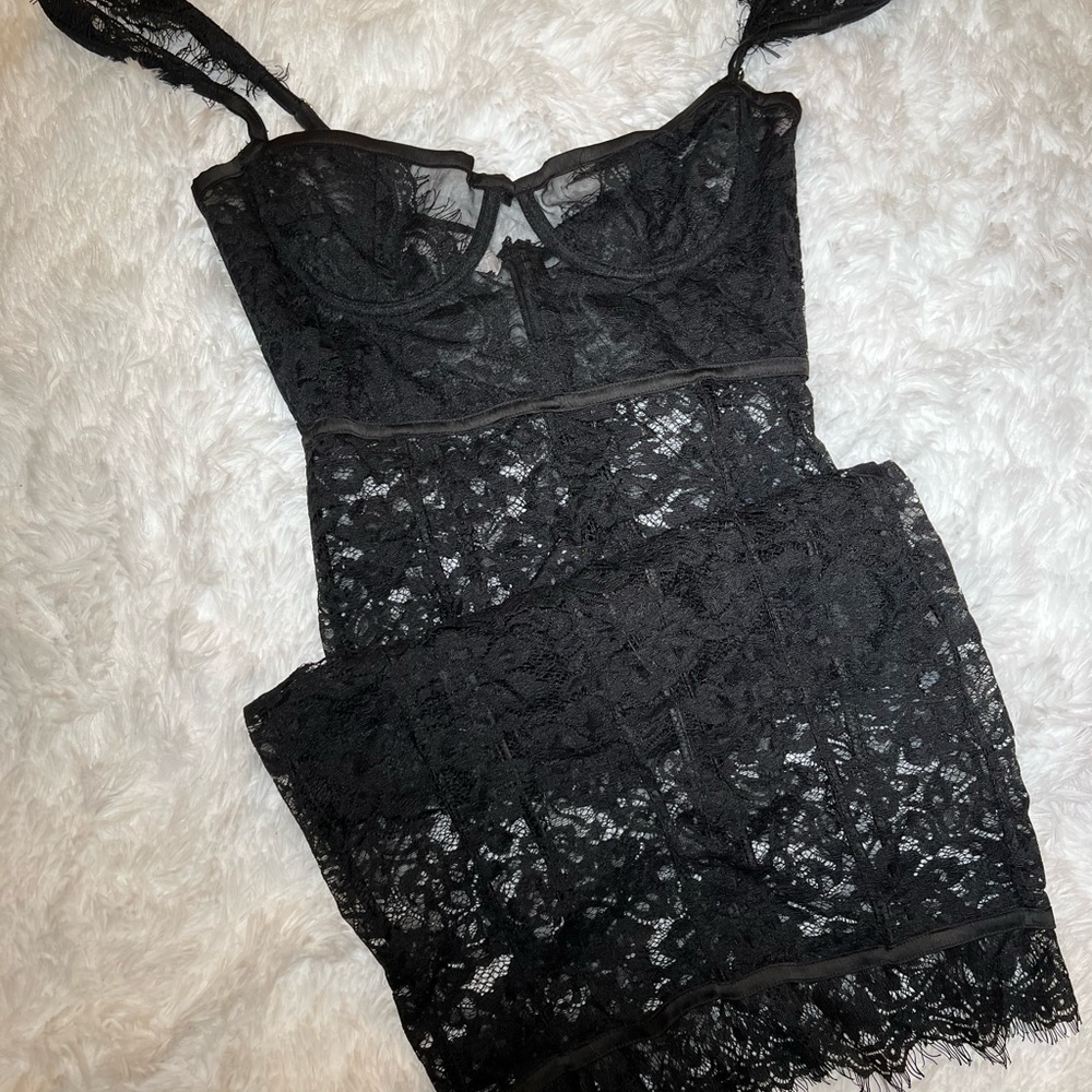House of cb lace dress
